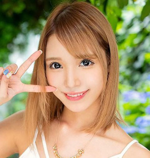 쿠로사키 시즈쿠 (Shizuku Kurosaki . 黒咲しずく) 1