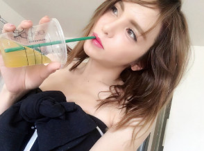 츠키시마 안나 (Anna Tsukishima . 月島杏奈) 3