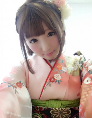 사쿠라 키즈나 (Kizuna Sakura . 佐倉絆) 2