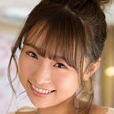 배우 아마네 마히나 / Mahina Amane / 天音まひな